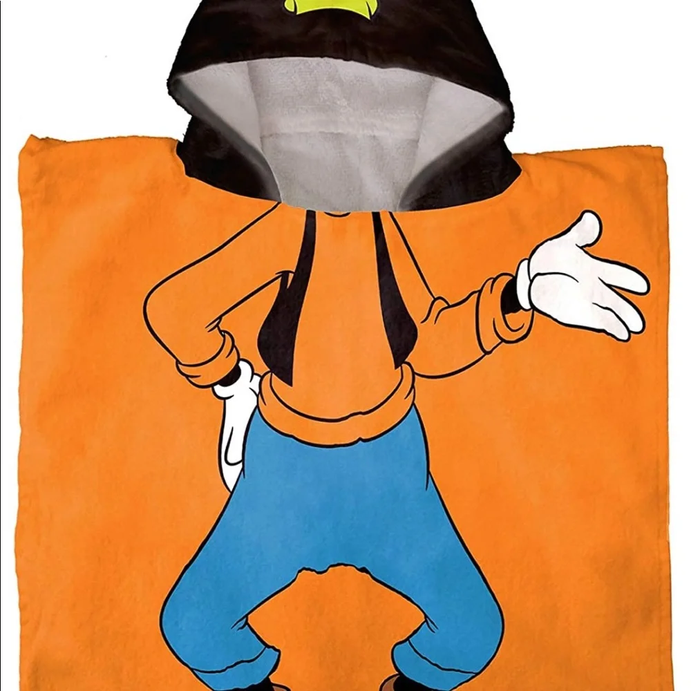Mickey and Friends Goofy Hooded Poncho